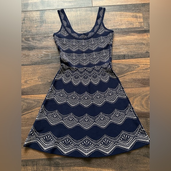 BCBGMAXAZRIA A Line Dress Sz. Xs - Picture 1 of 6